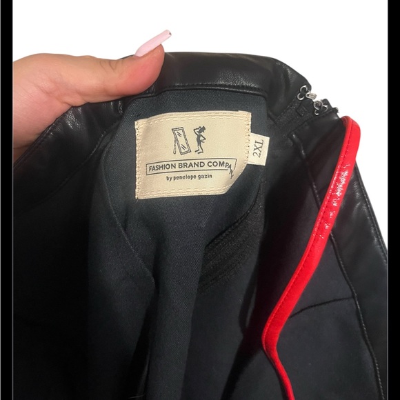 RARE Fashion Brand Company Black Dress with Red Connected Pouch size 2XL - Picture 5 of 5